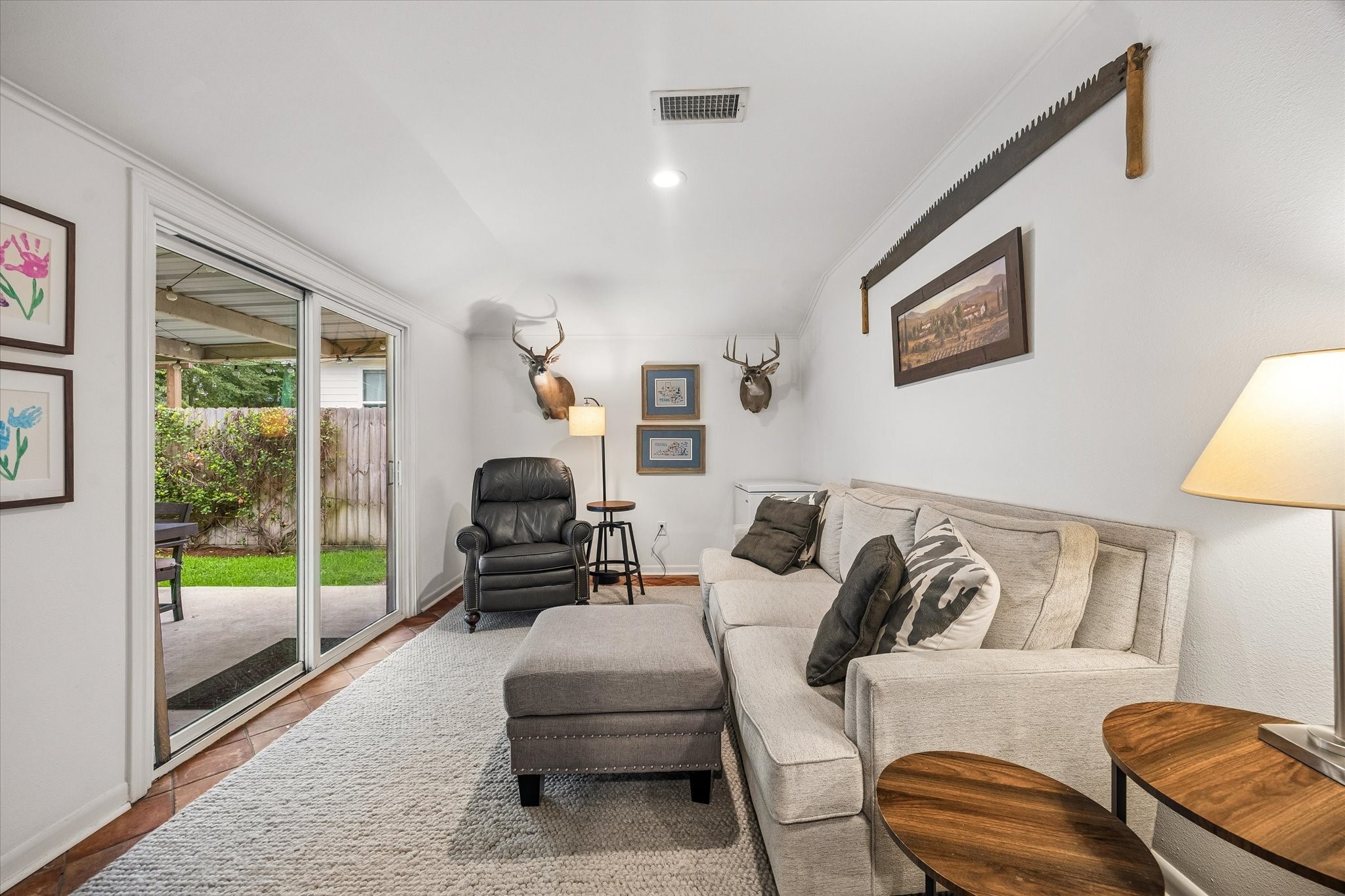 2031 Chantilly Lane photo 14