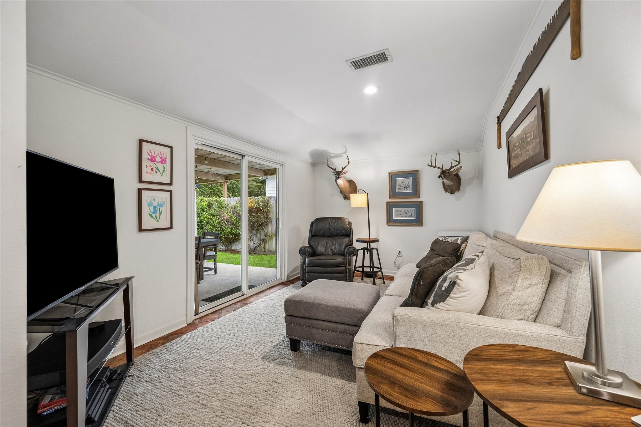 2031 Chantilly Lane photo 15