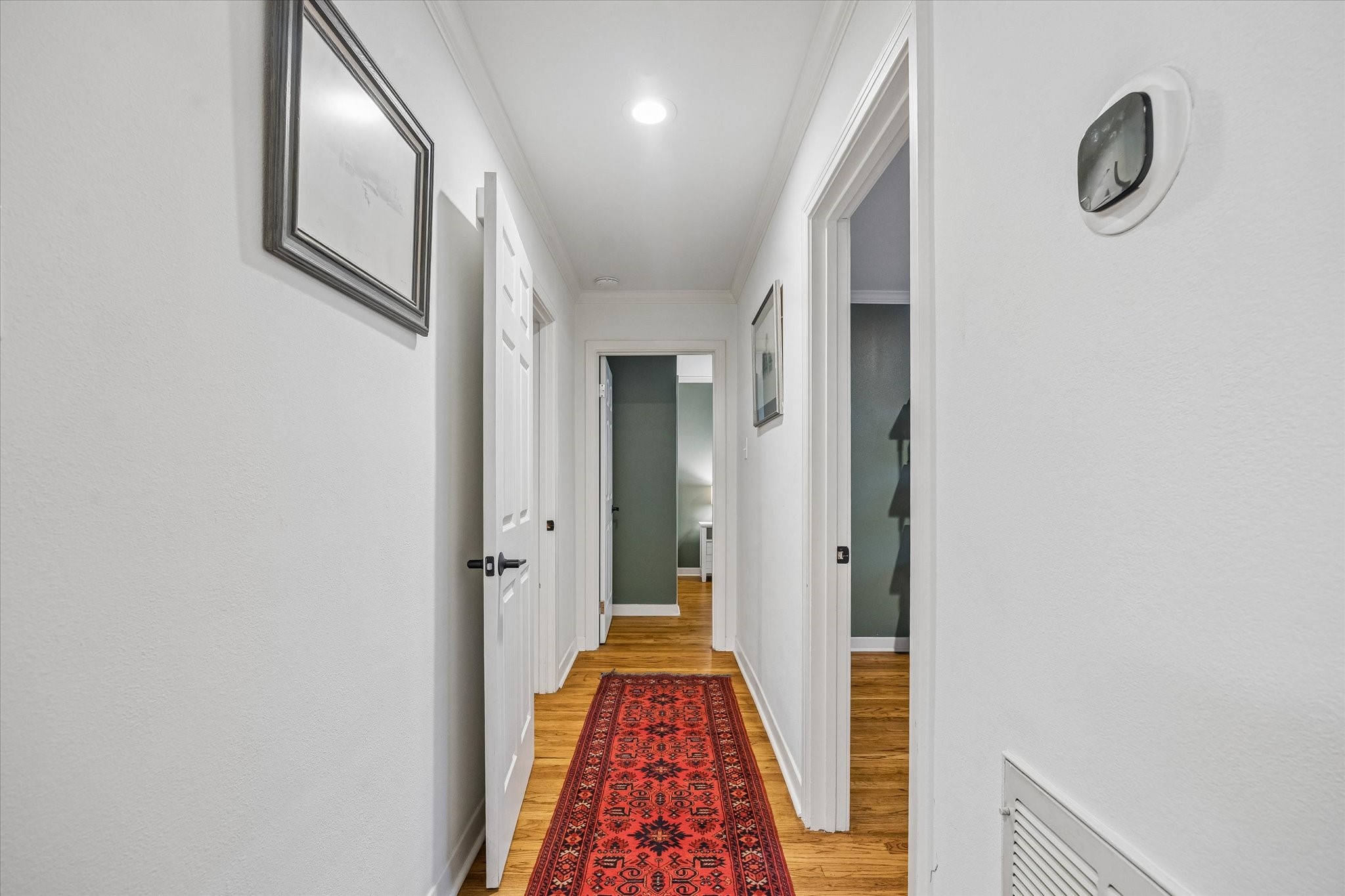 2031 Chantilly Lane photo 17