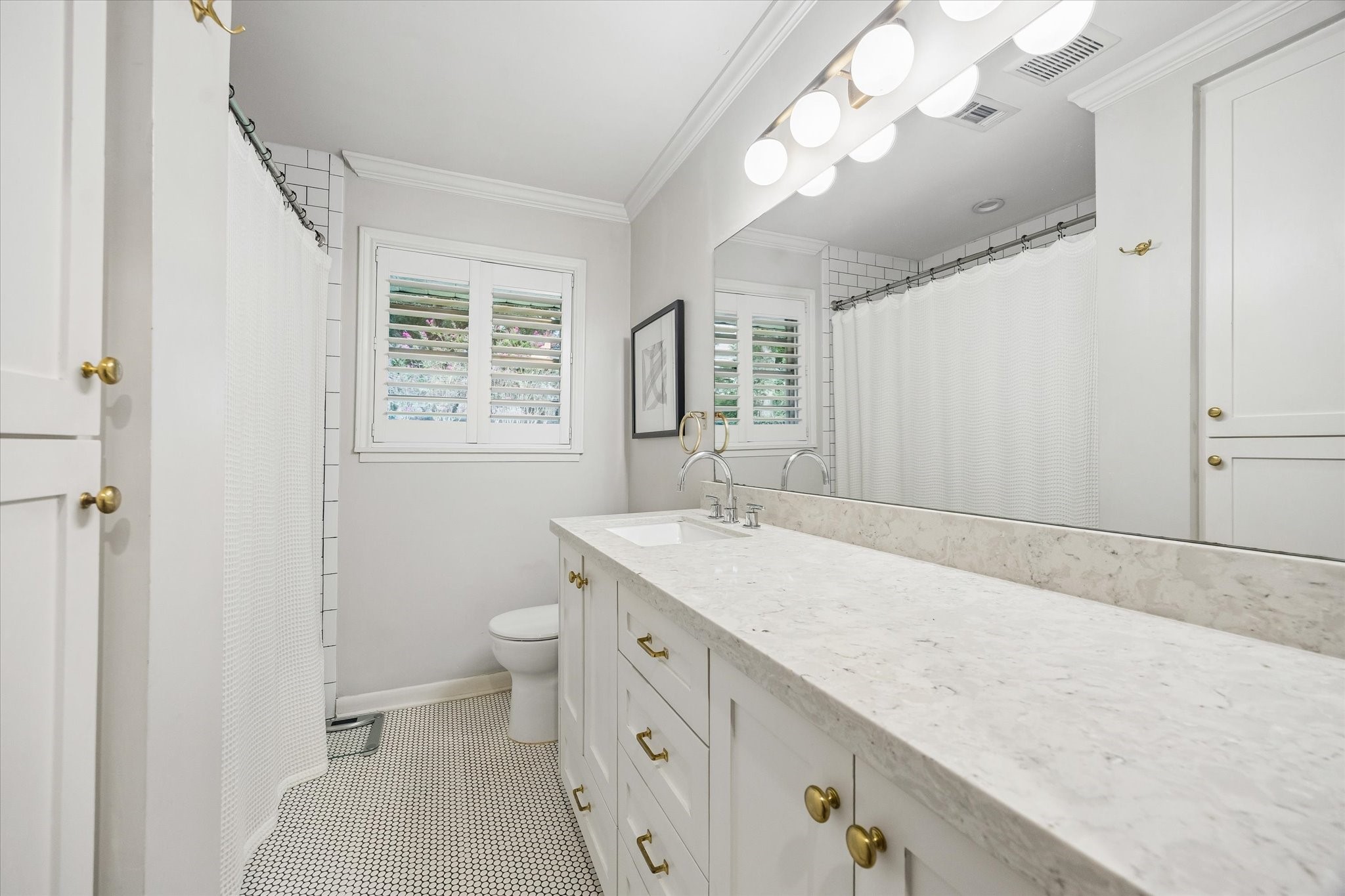 2031 Chantilly Lane photo 20