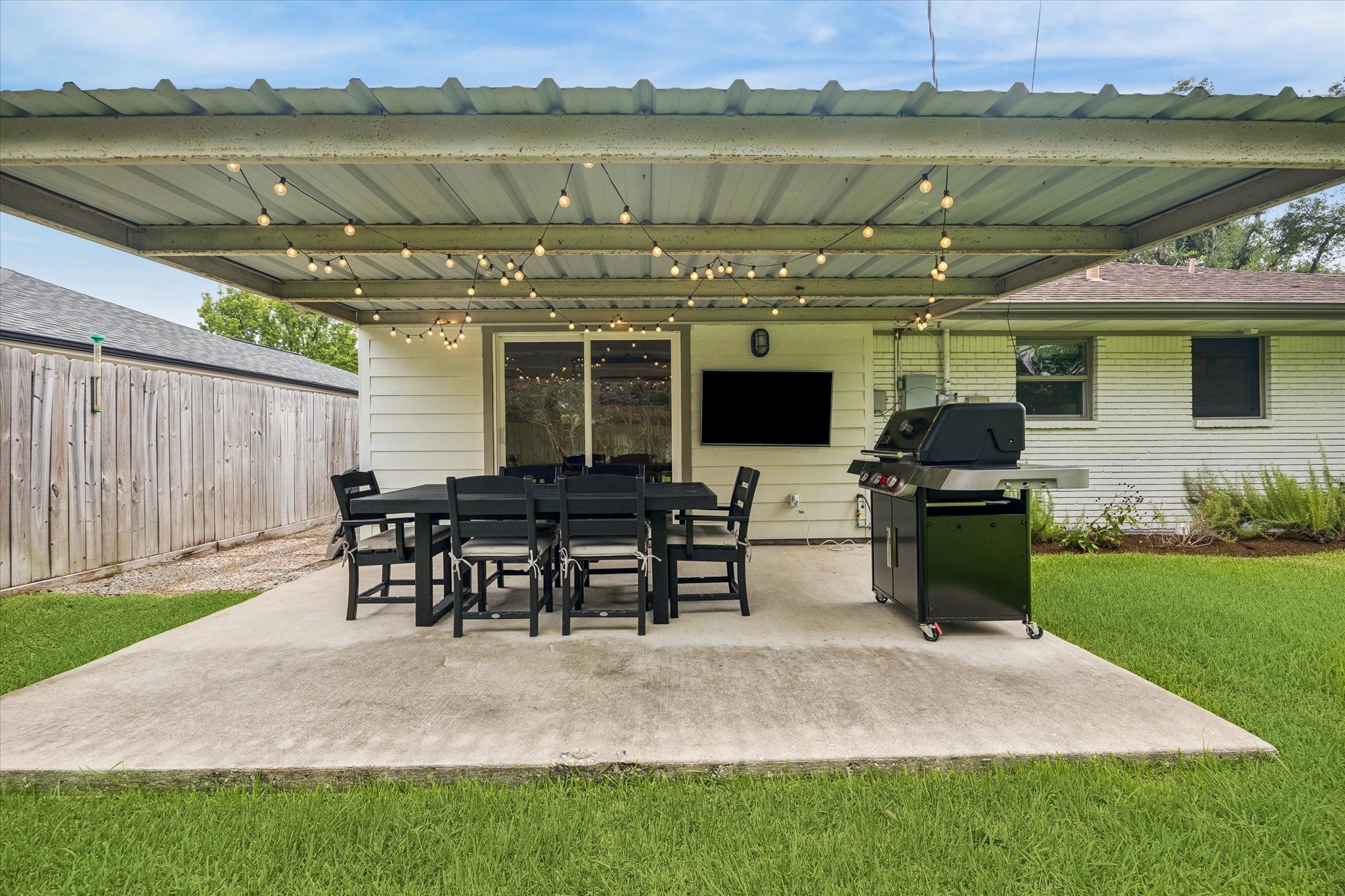2031 Chantilly Lane photo 22