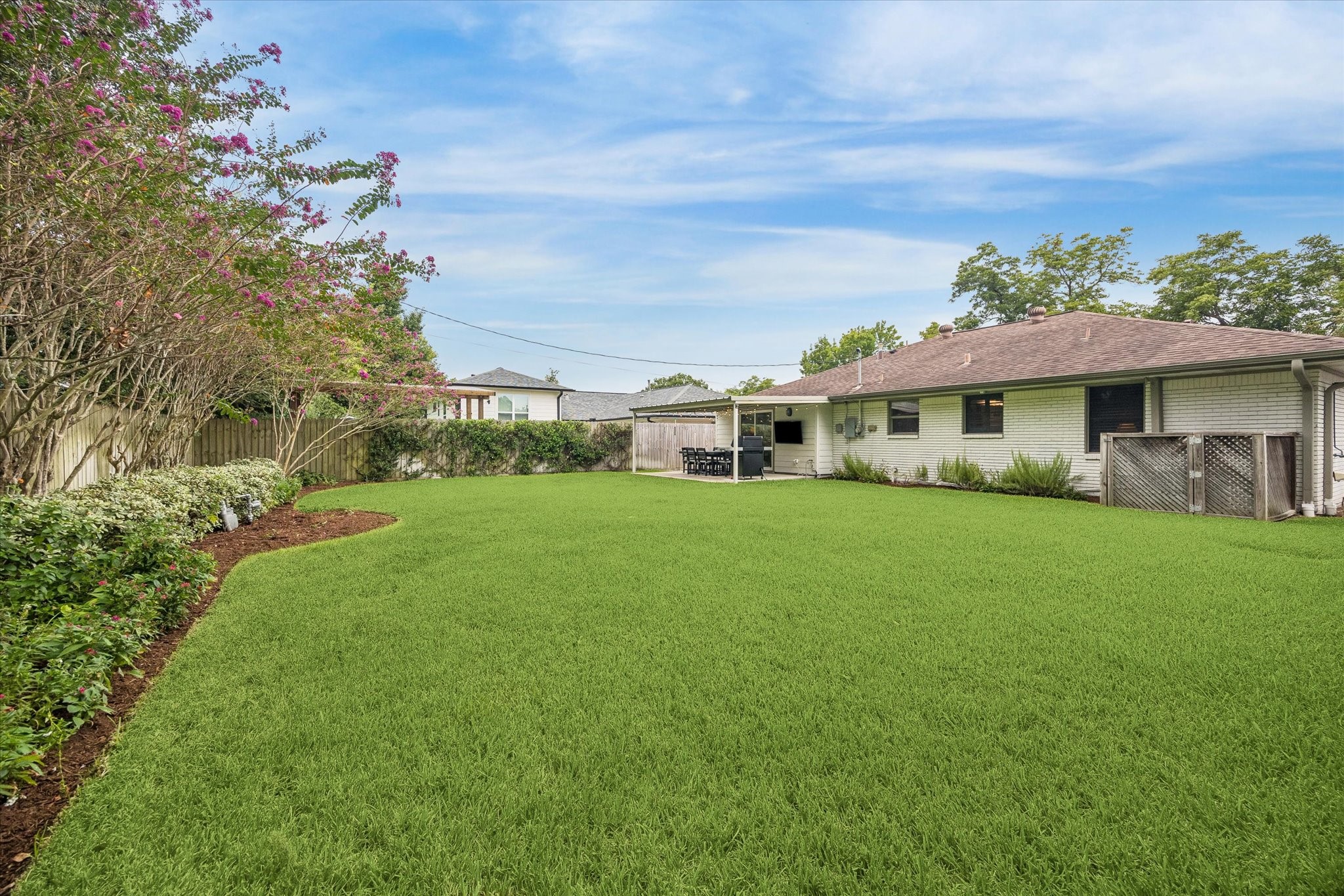 2031 Chantilly Lane photo 25