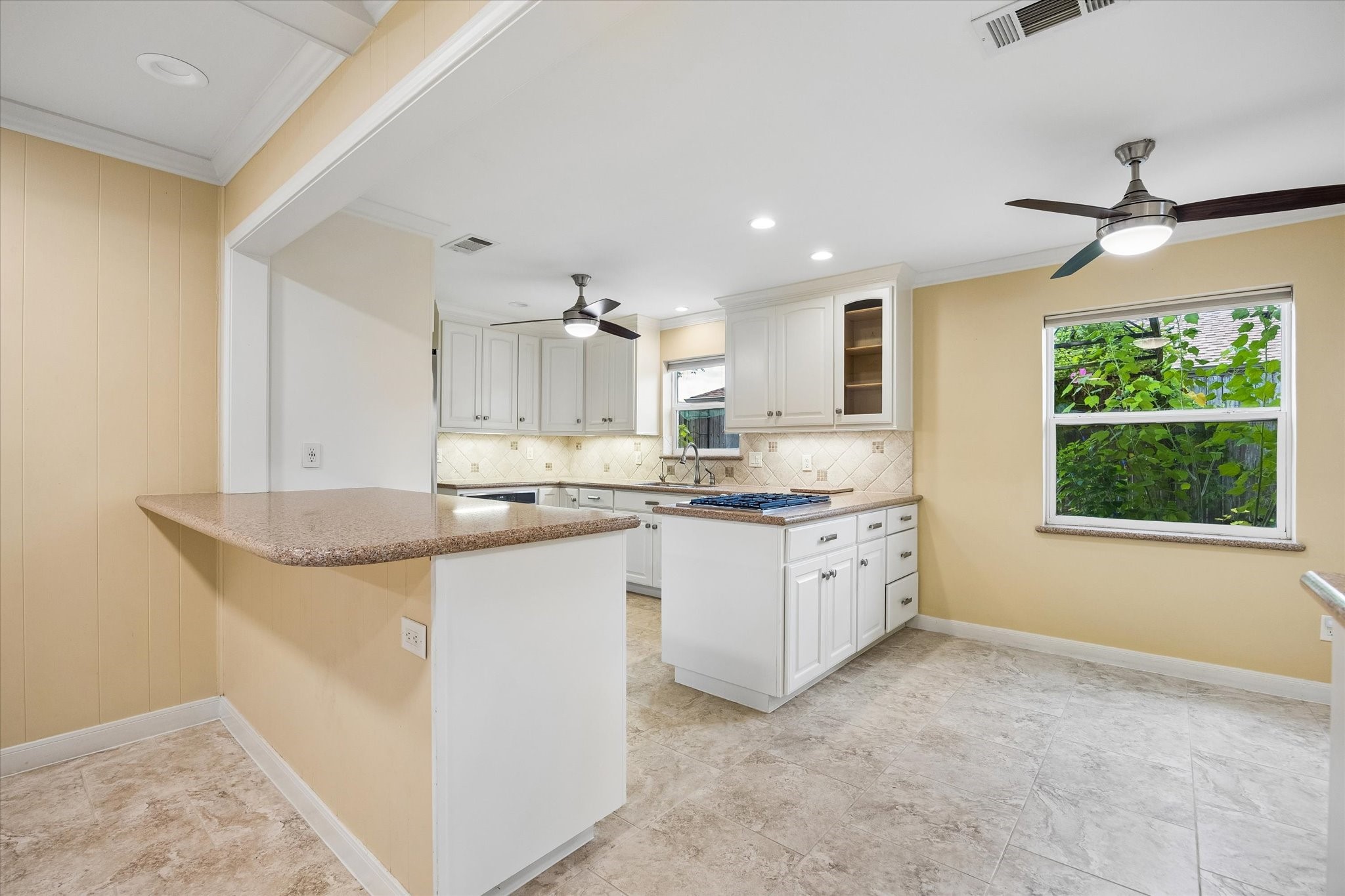 10814 Overbrook Lane photo 11