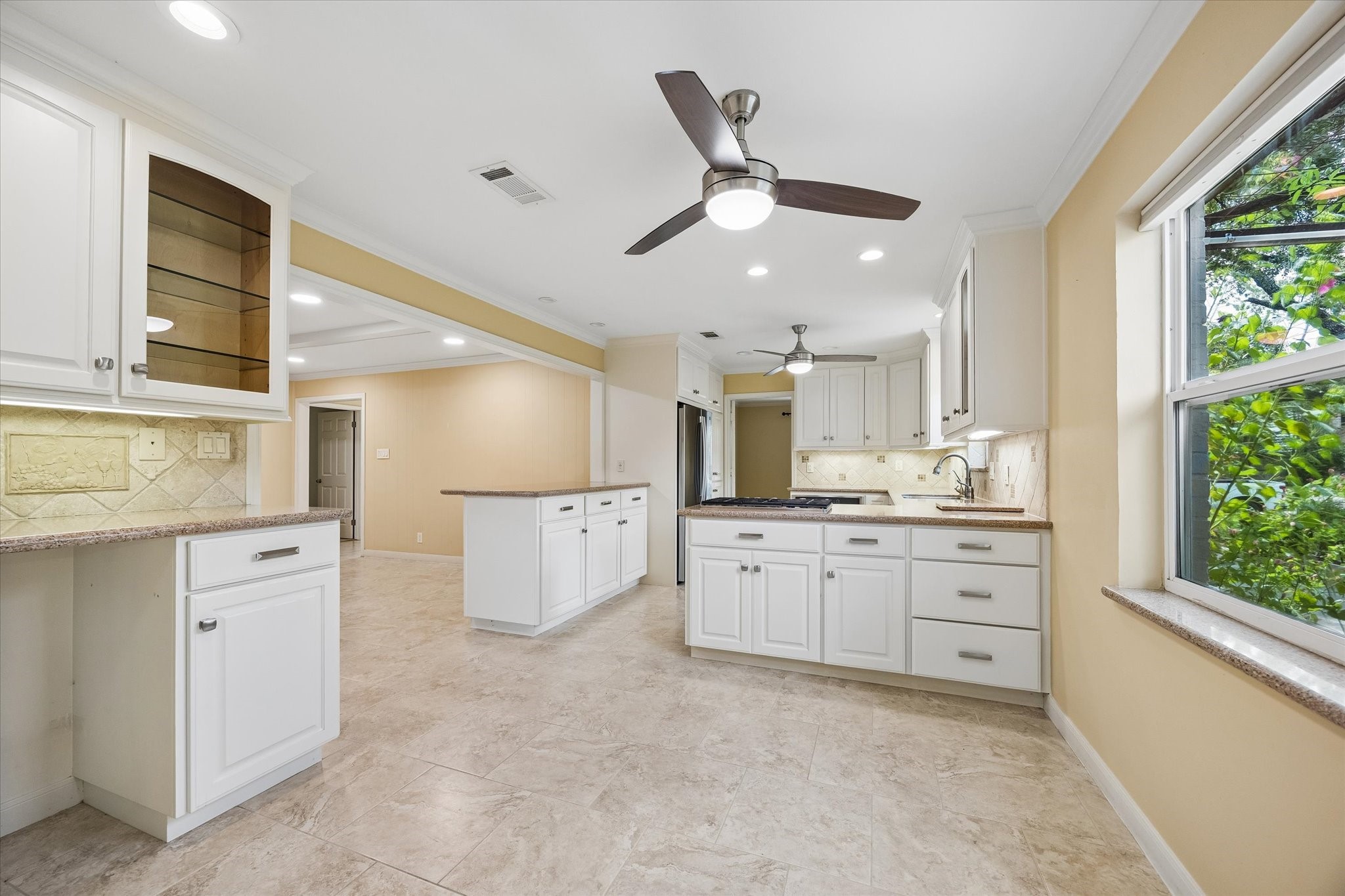 10814 Overbrook Lane photo 13