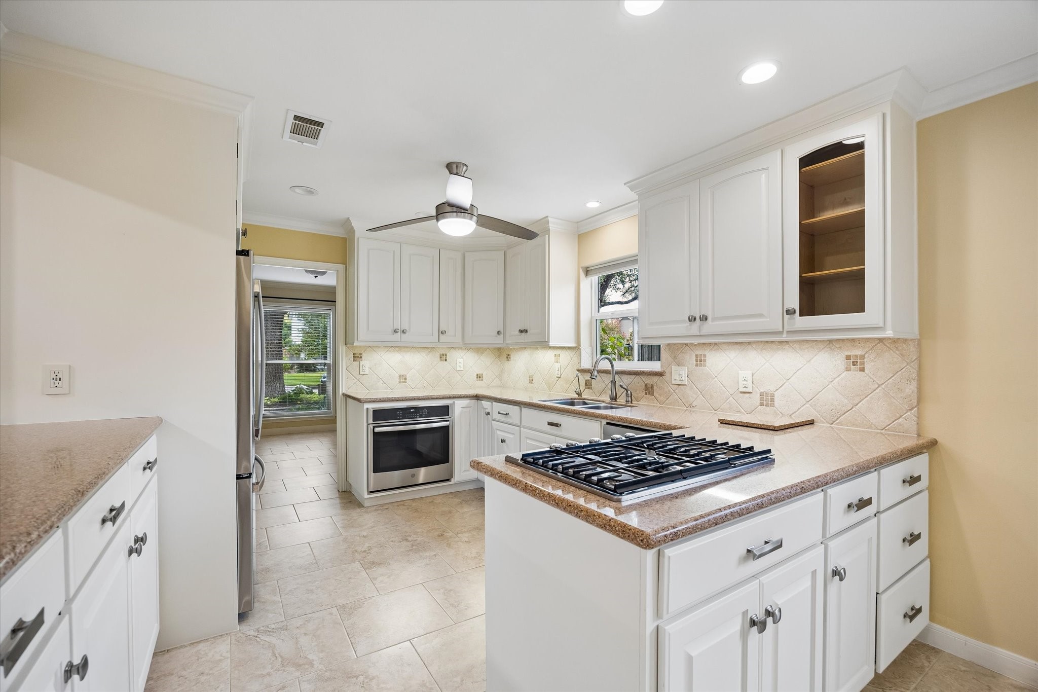10814 Overbrook Lane photo 15