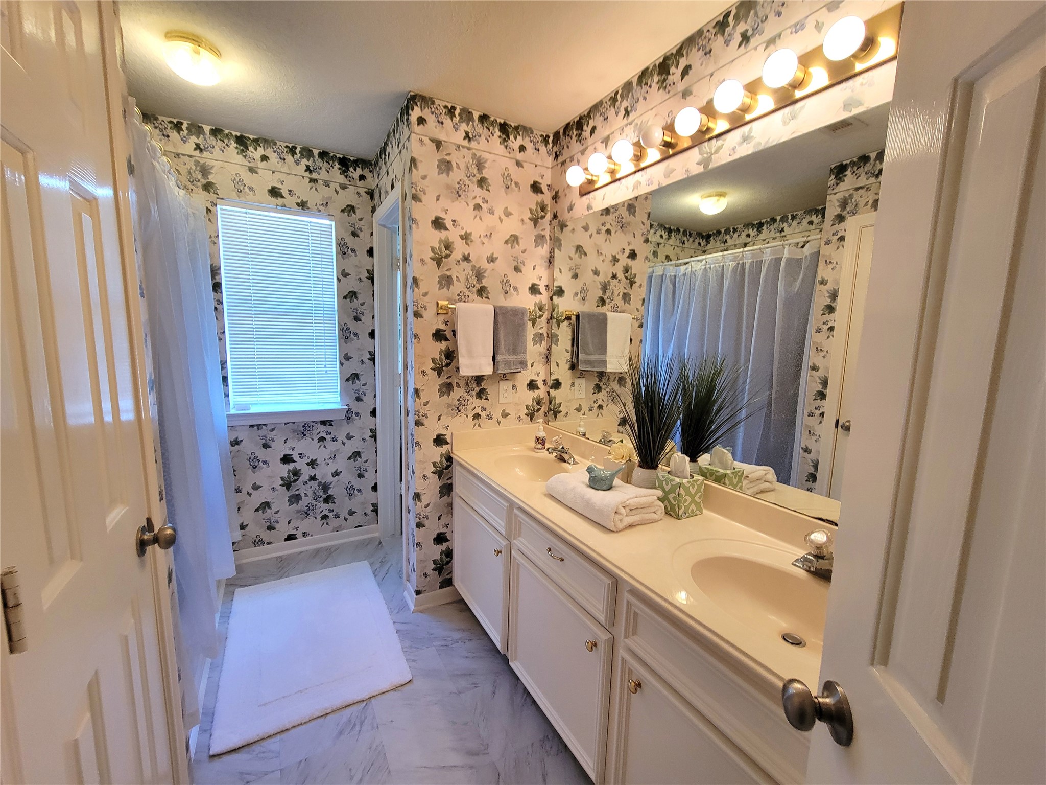 549 Stephen F Austin Drive photo 19