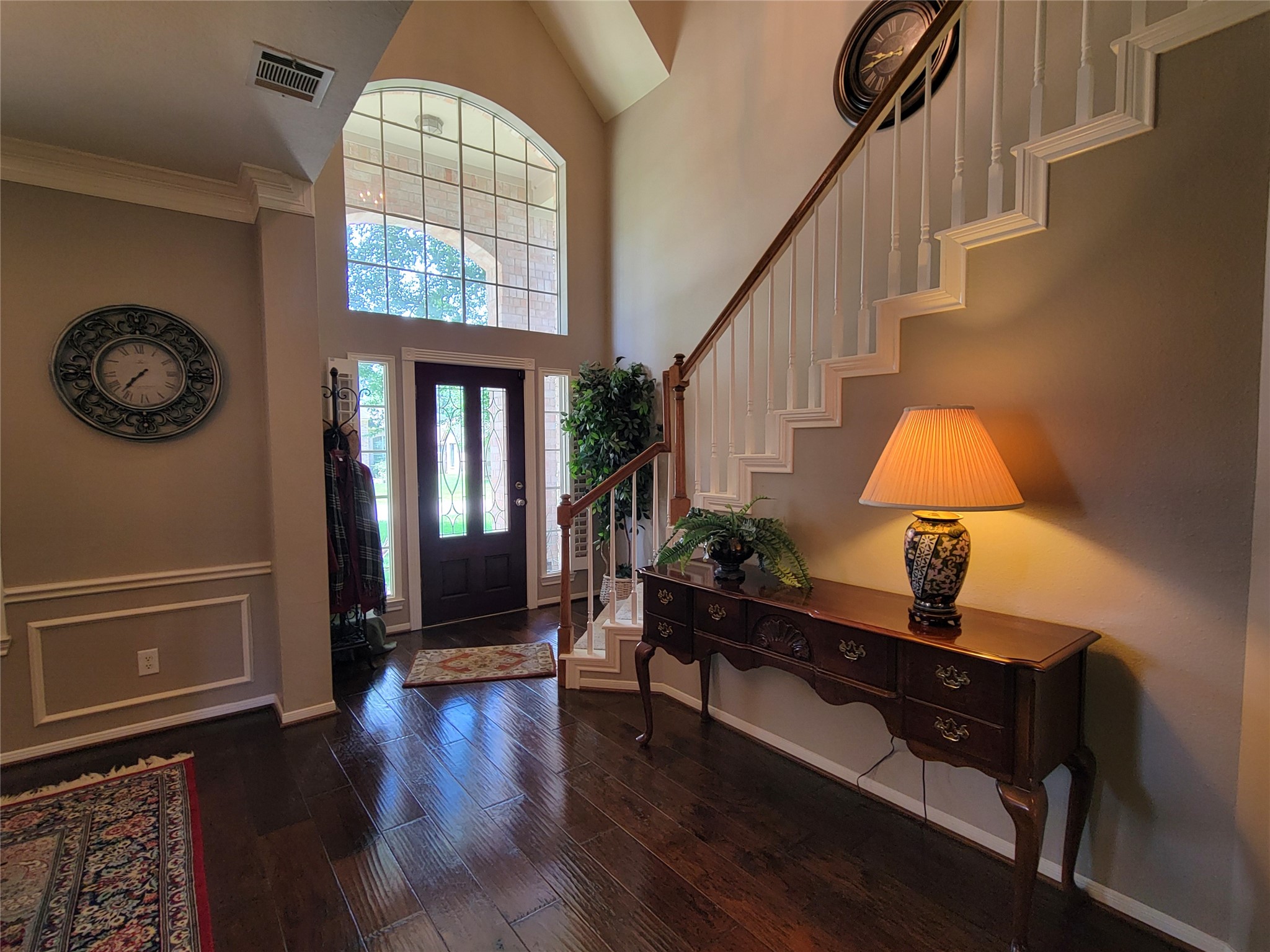 549 Stephen F Austin Drive photo 3