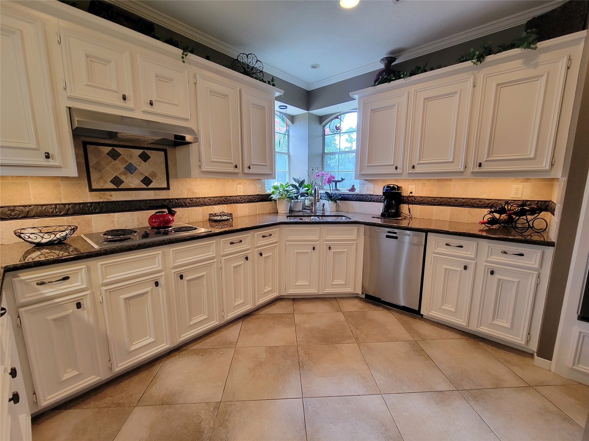 549 Stephen F Austin Drive photo 7
