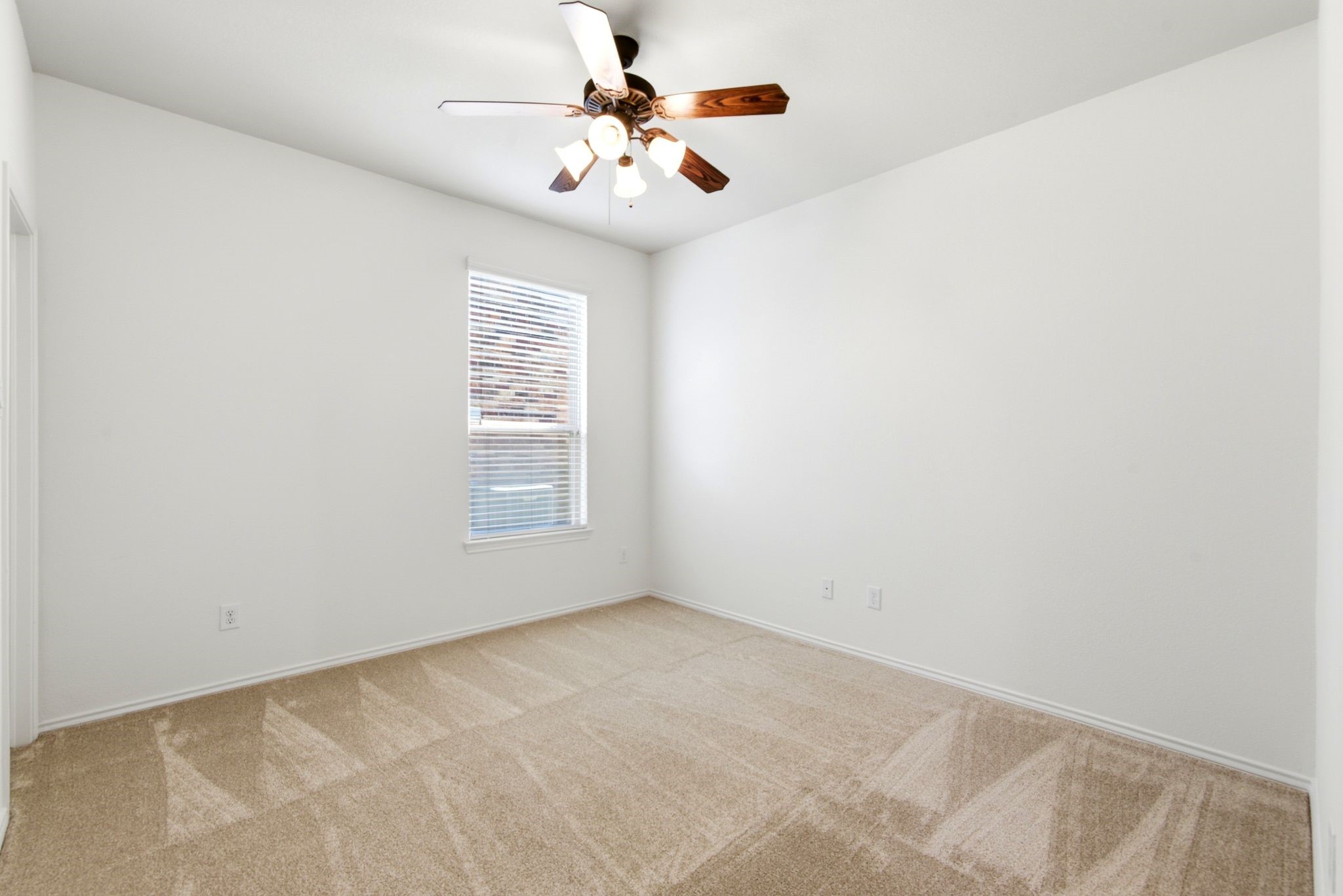 25322 Alverstone Drive photo 17