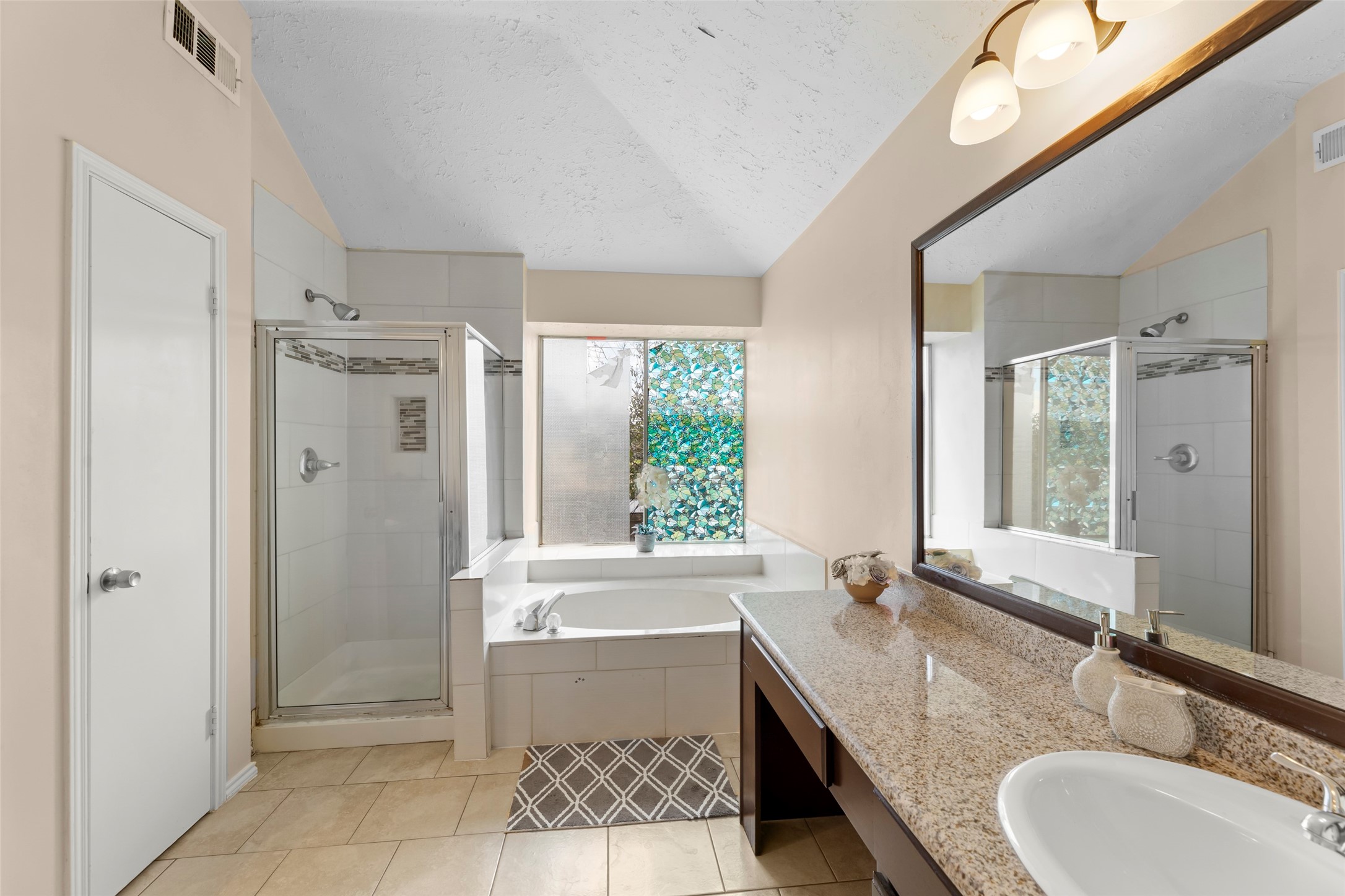 2033 Wildwood Ridge Drive photo 17