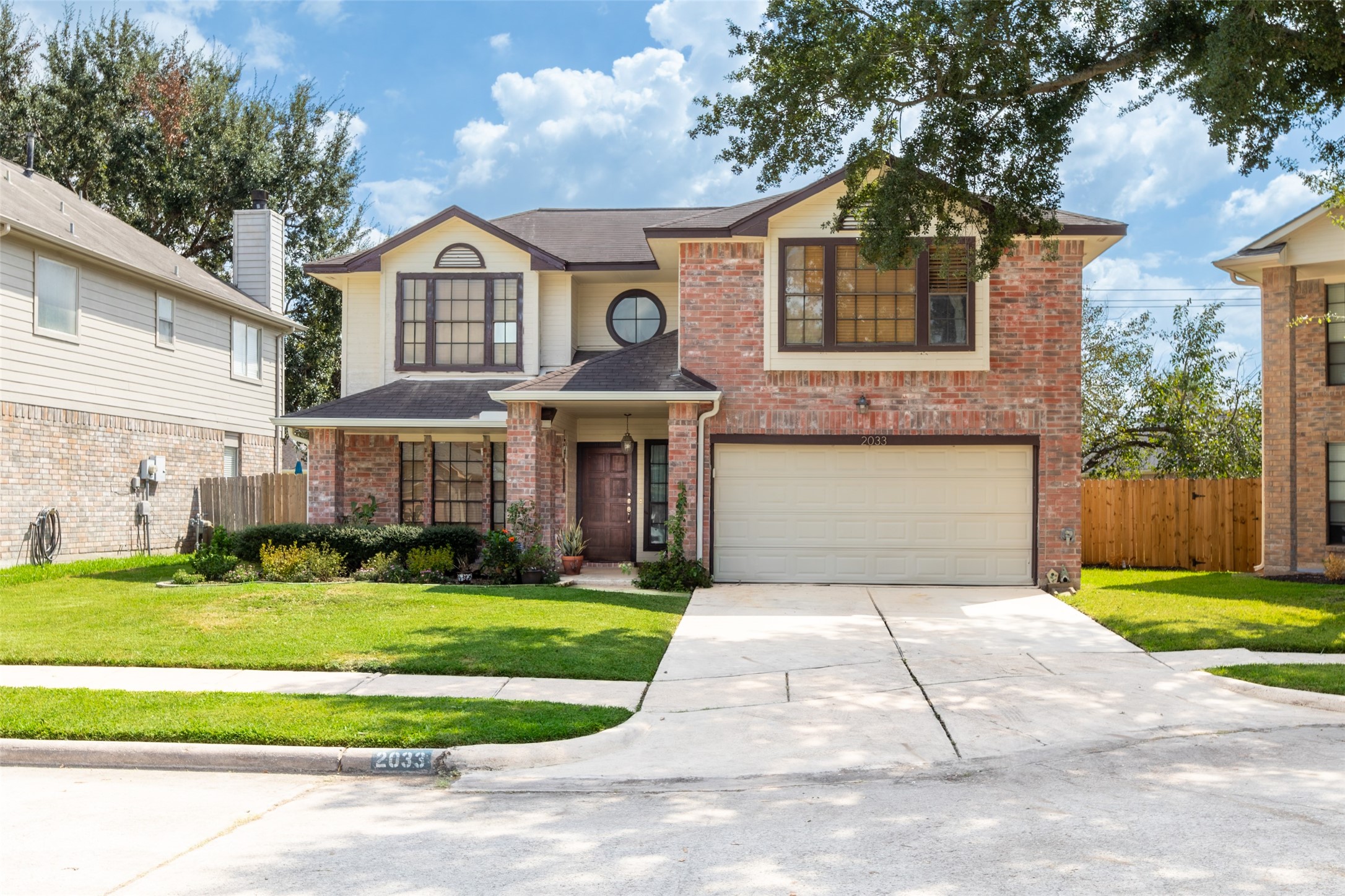 2033 Wildwood Ridge Drive photo 3