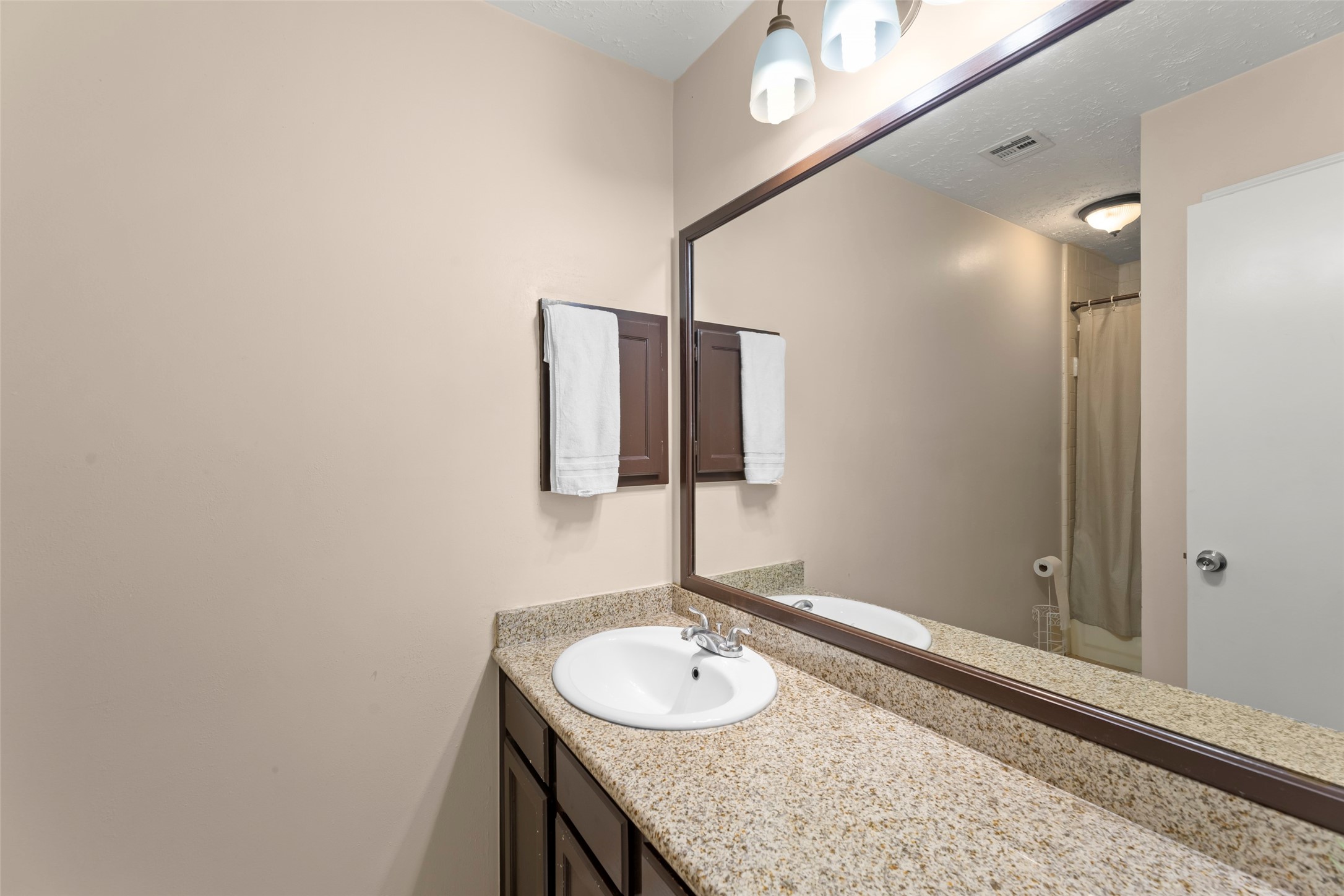 2033 Wildwood Ridge Drive photo 24