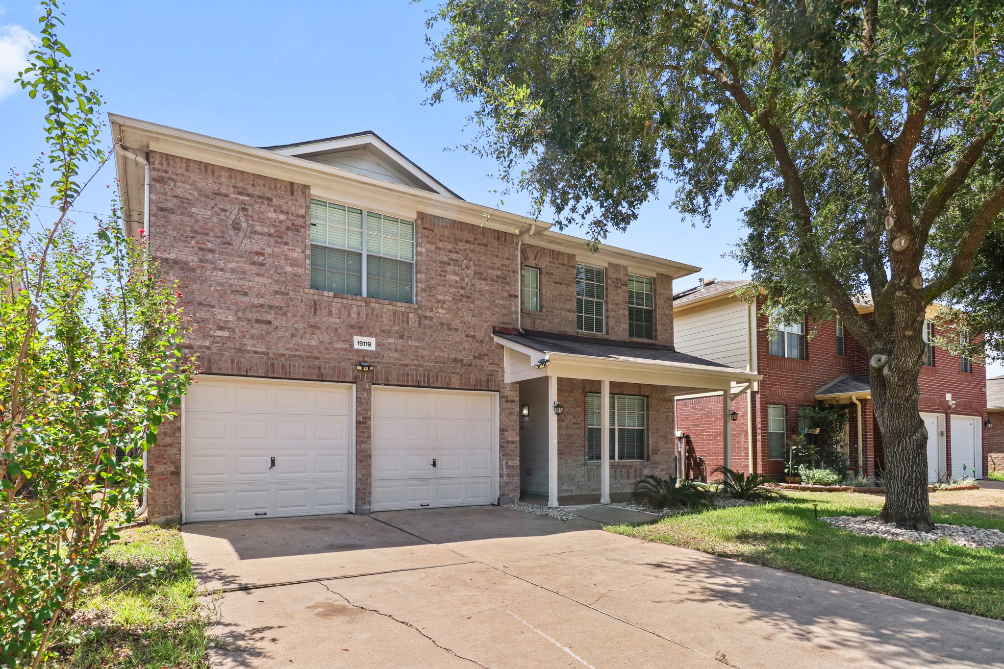 19119 Colony Grove Lane photo 2