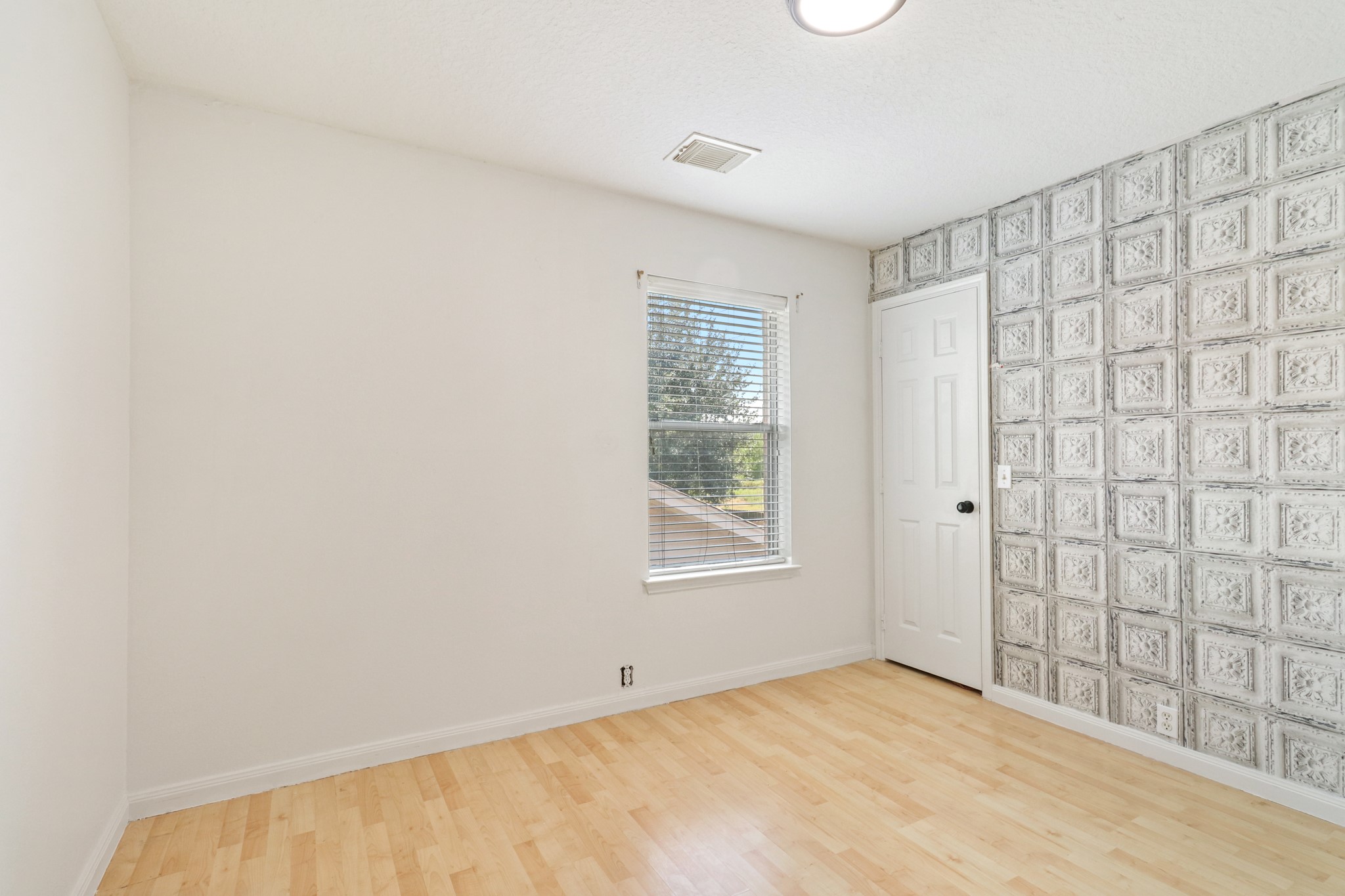 19119 Colony Grove Lane photo 27