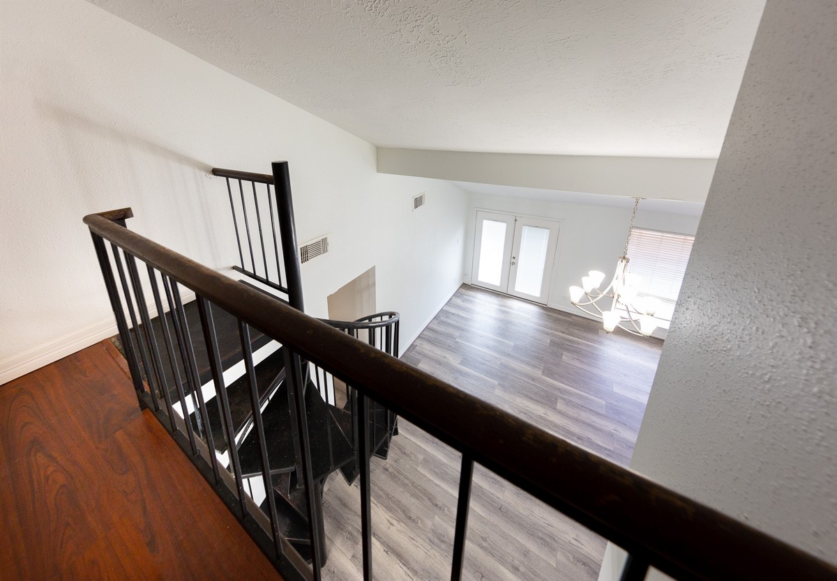 15102 Sheffield Terrace photo 11