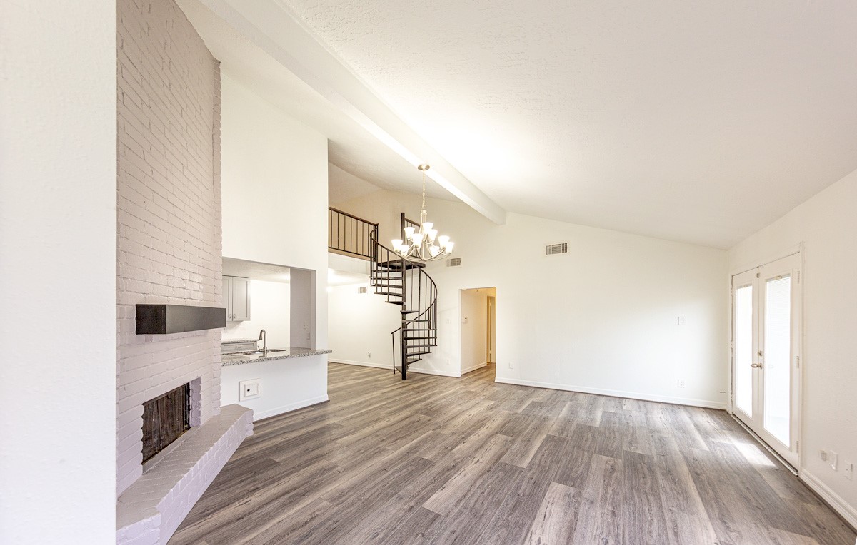15102 Sheffield Terrace photo 12