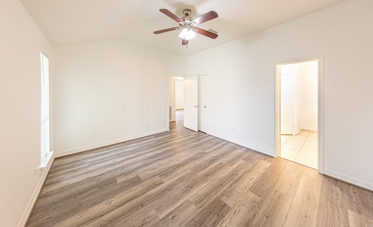 15102 Sheffield Terrace photo 17