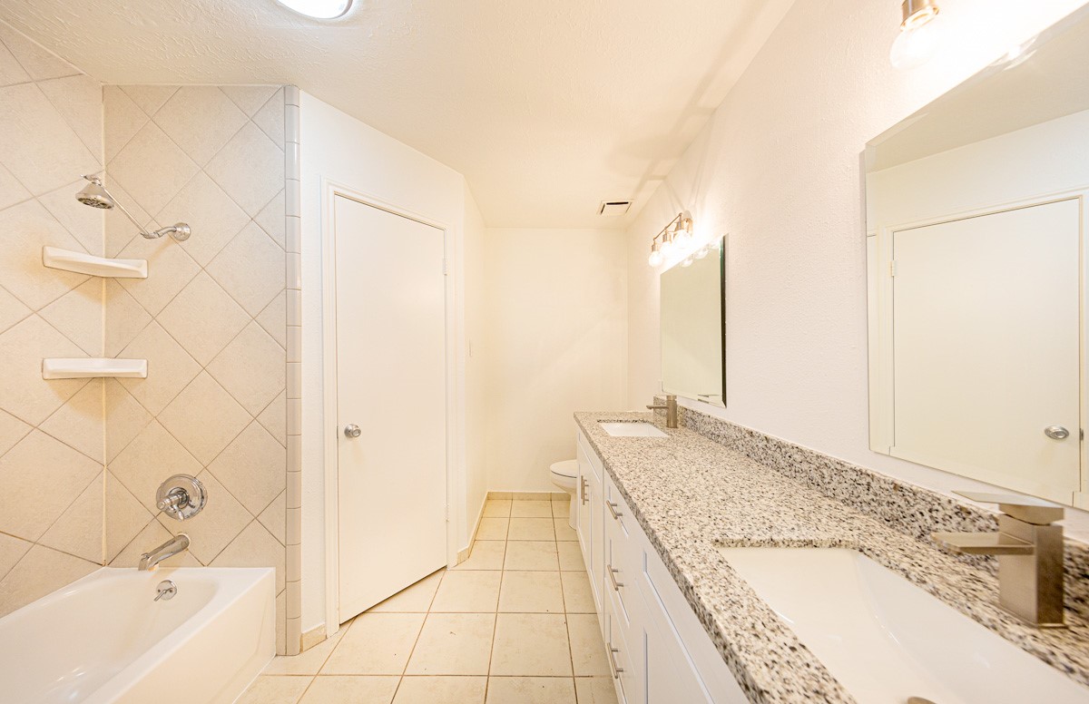 15102 Sheffield Terrace photo 18