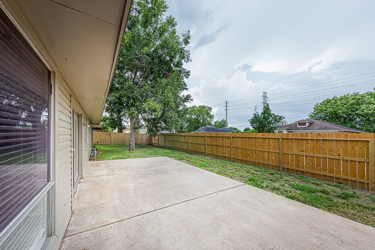 15102 Sheffield Terrace photo 22