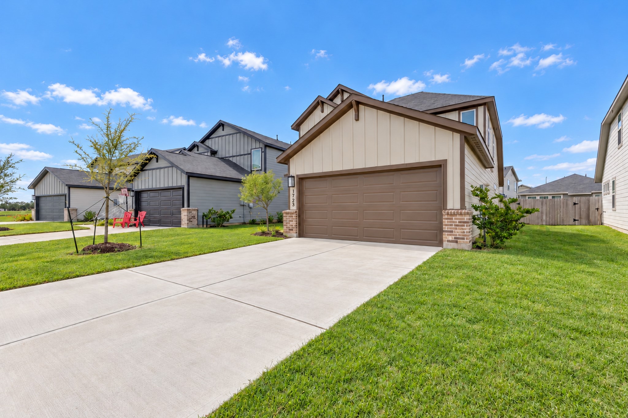 1723 Greendale Drive photo 4
