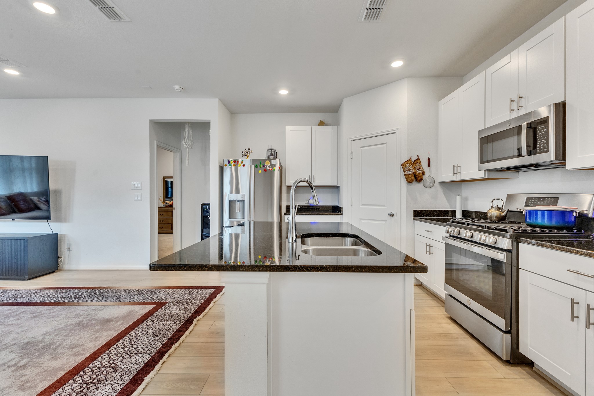 1723 Greendale Drive photo 8