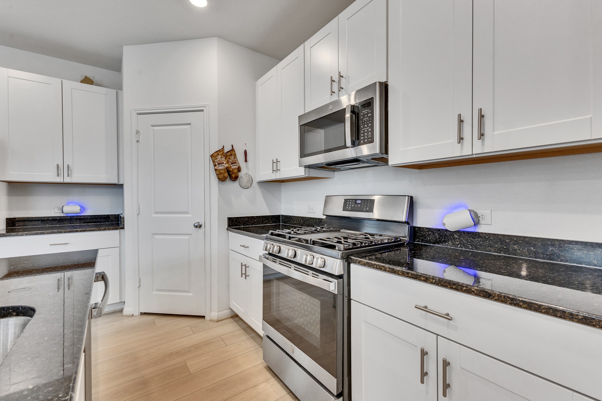 1723 Greendale Drive photo 9