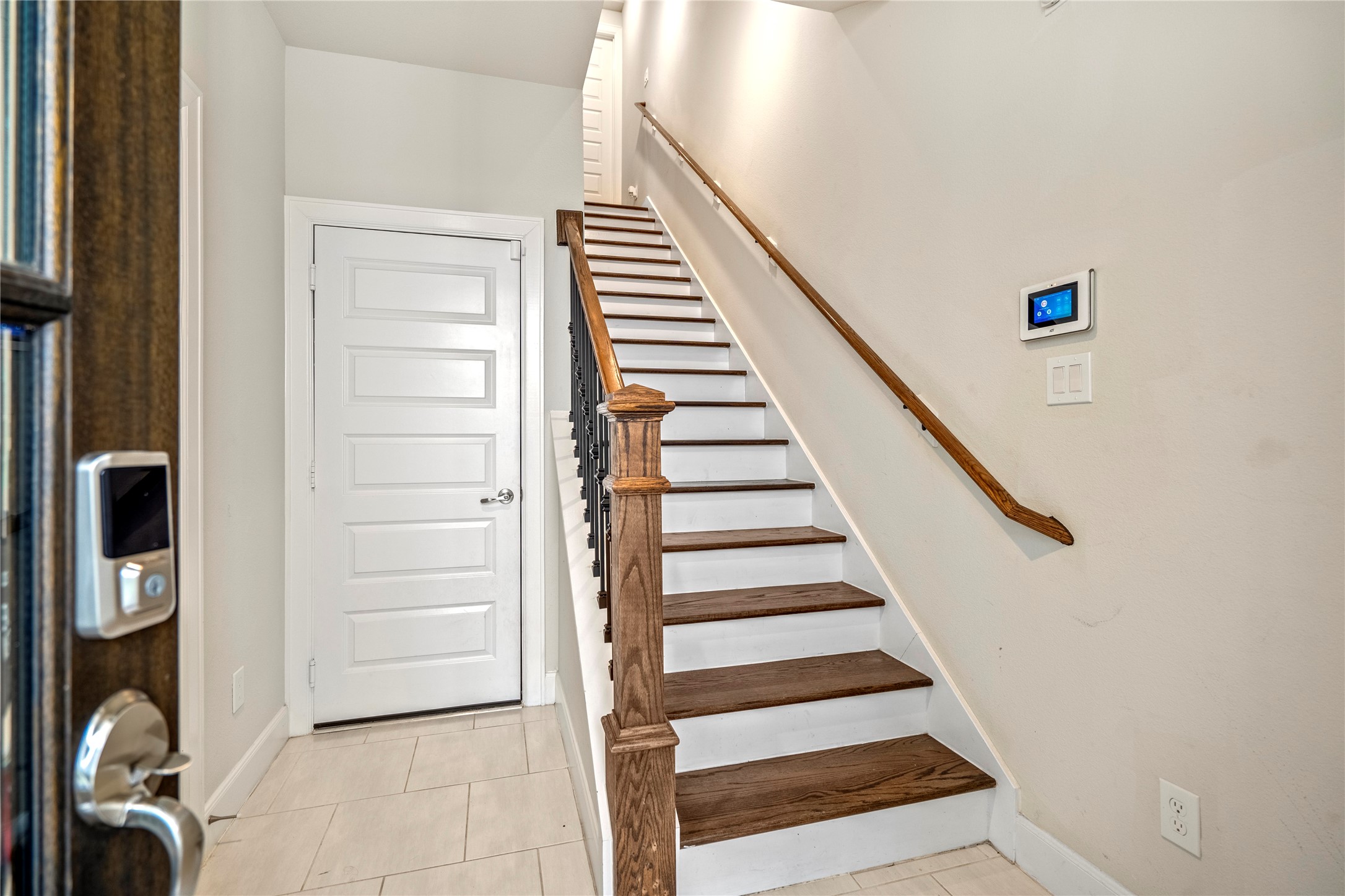 2806 Grand Fountains Drive D photo 2