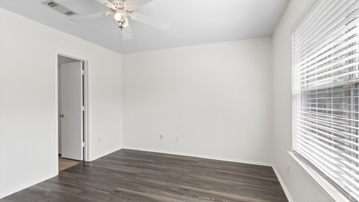 834 Oak West Drive photo 12