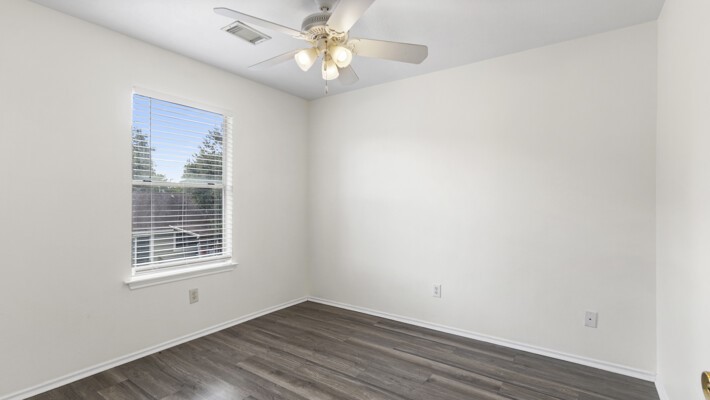 834 Oak West Drive photo 14