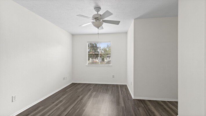 834 Oak West Drive photo 15