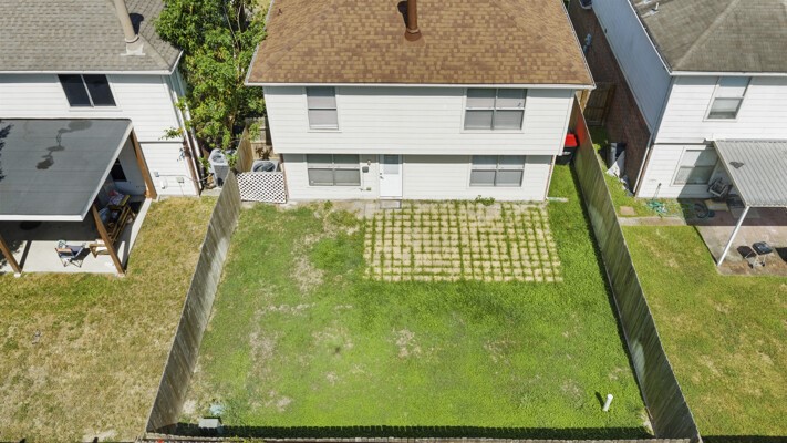 834 Oak West Drive photo 3