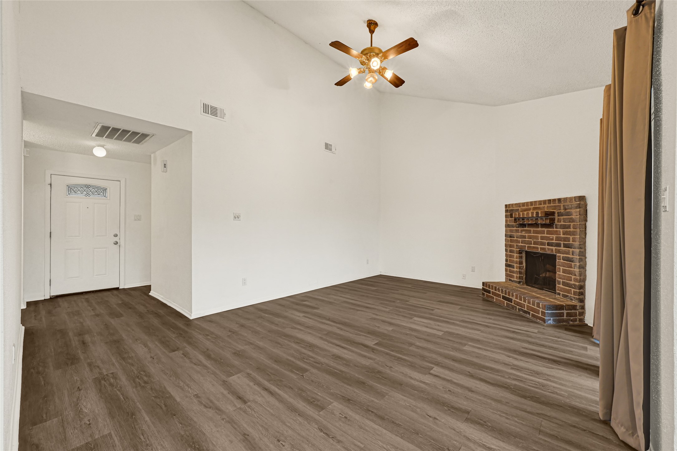 10802 Forest Leaf Drive photo 11