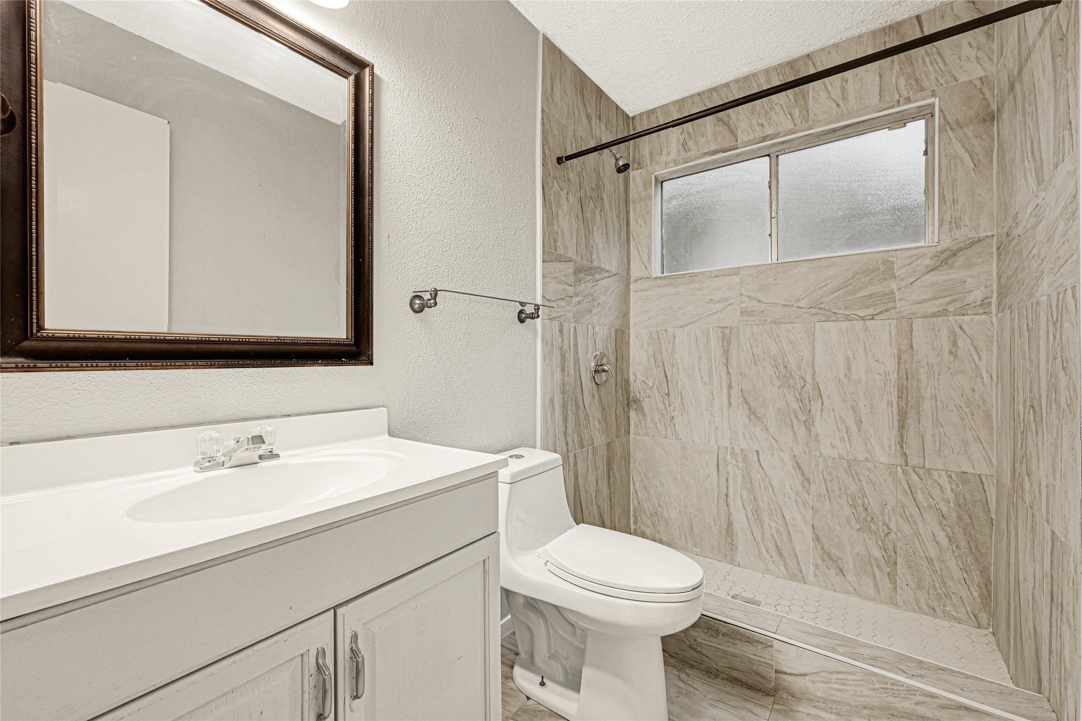 10802 Forest Leaf Drive photo 18