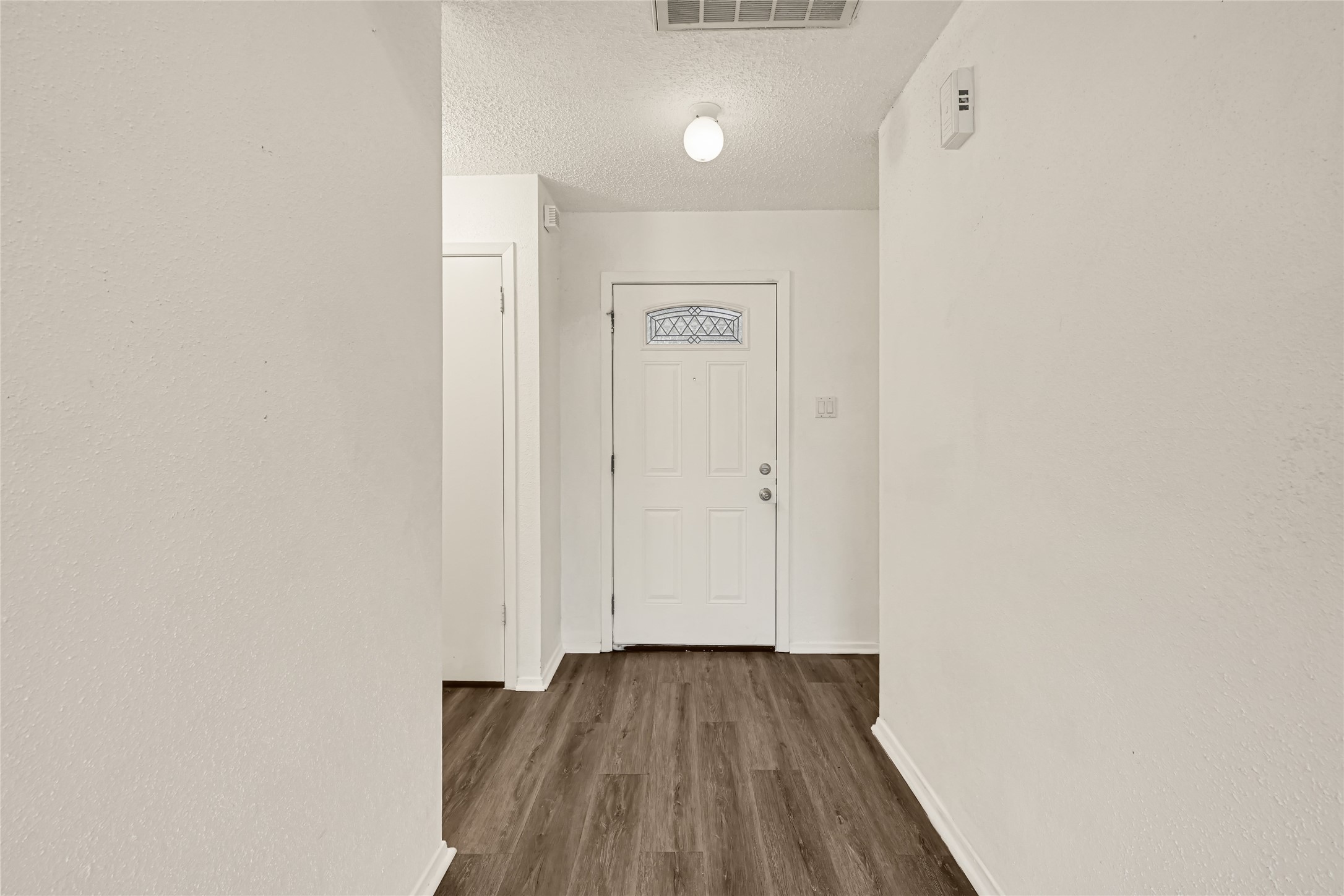 10802 Forest Leaf Drive photo 8
