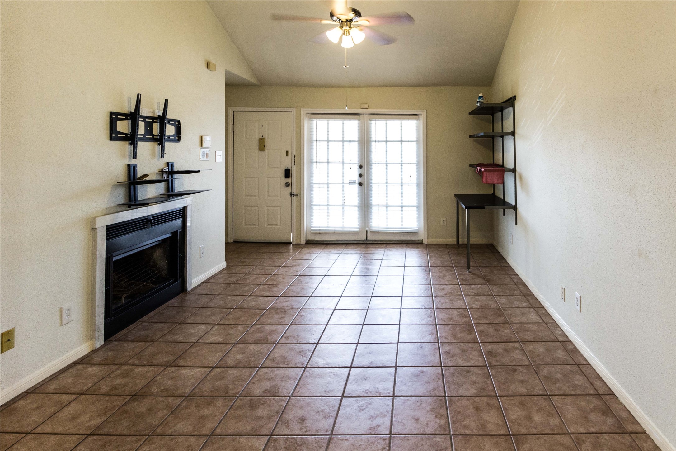 2121 El Paseo Street 1706 photo 2