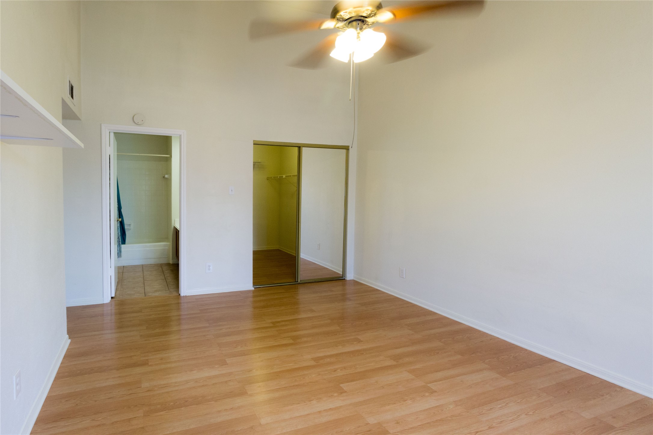 2121 El Paseo Street 1706 photo 12