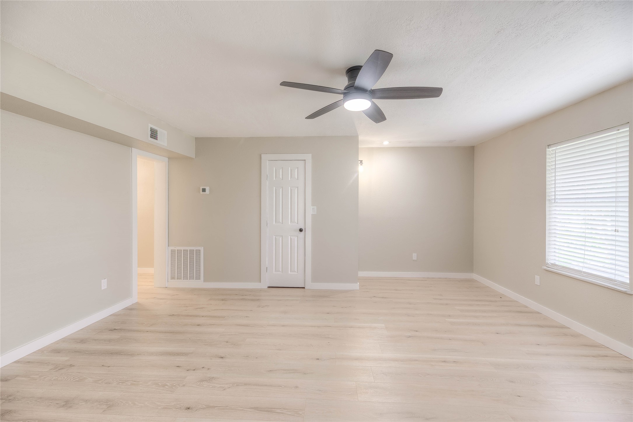 342 Governor Hogg Drive photo 4
