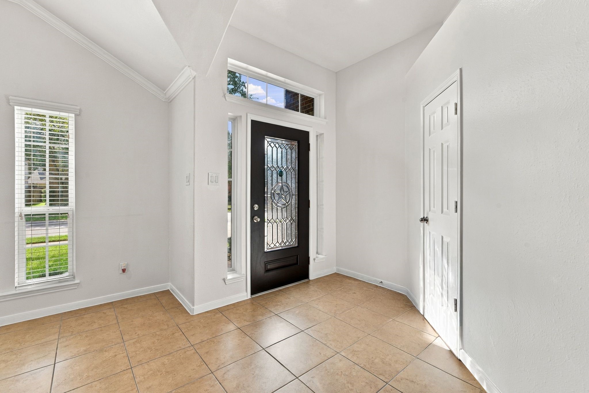24422 Ranchwood Springs Lane photo 5