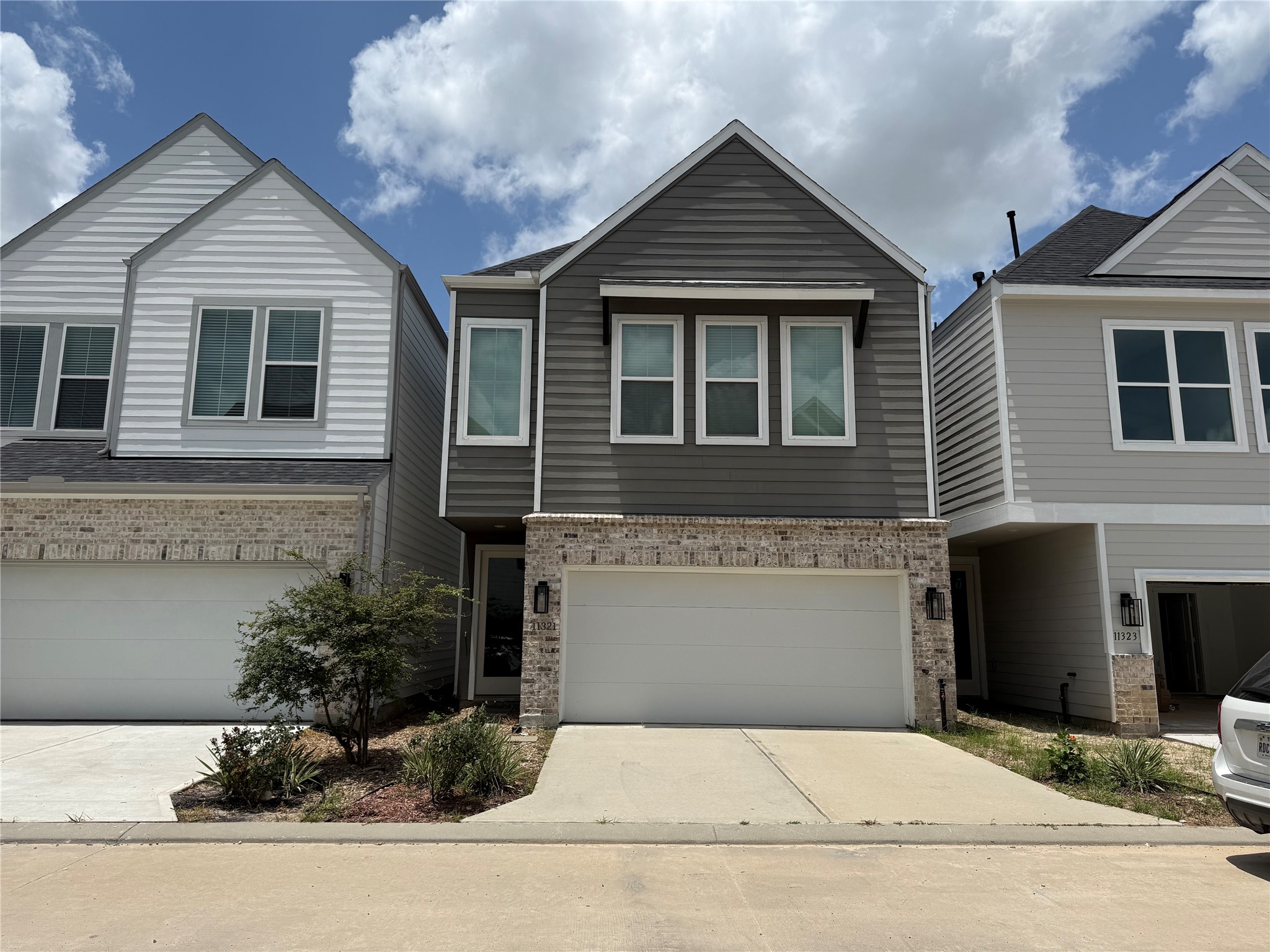 11321 Stonework Grove Lane