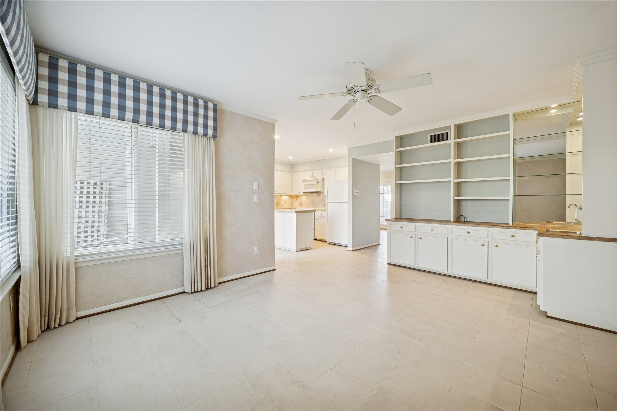 11521 Village Place Drive 154 photo 4