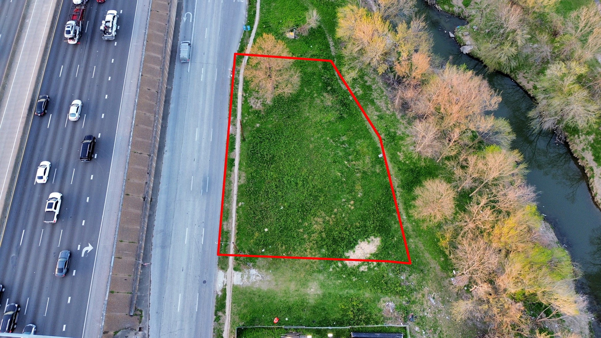 2636 North Freeway photo 14