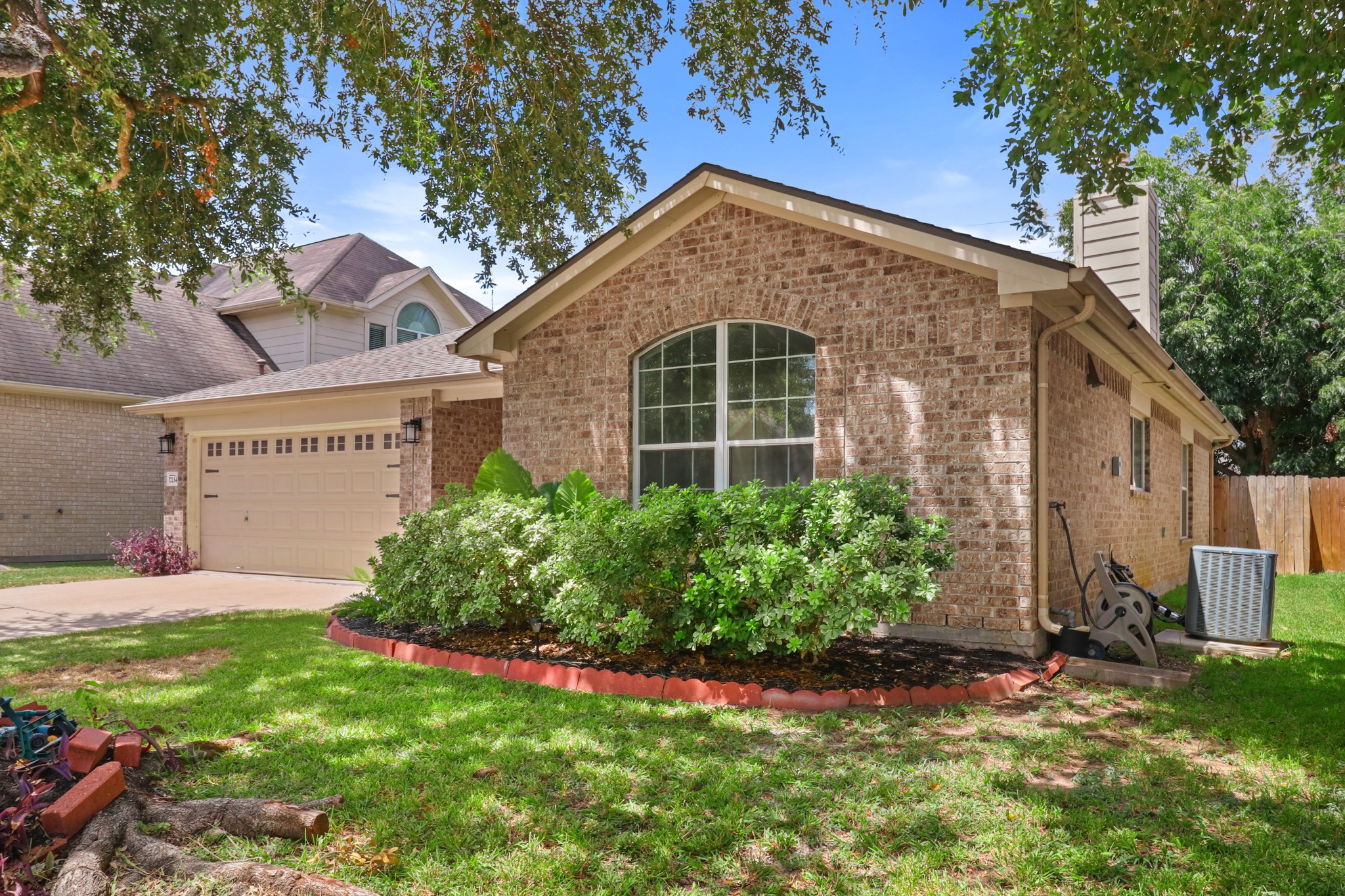 17234 Trace Glen Lane photo 2