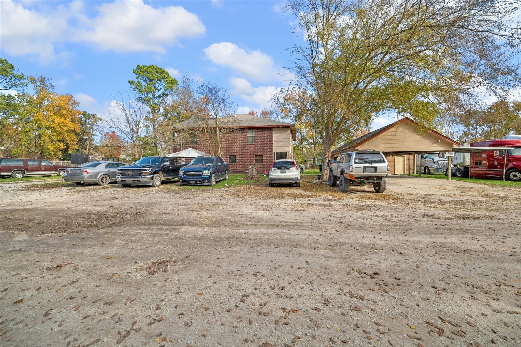 9114 1/2 N Green River Drive photo 7