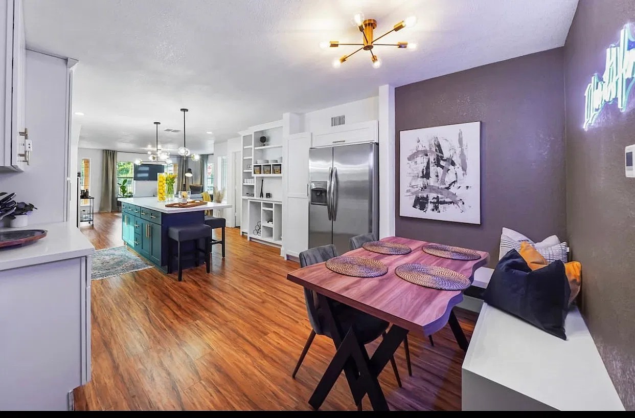 5711 Hardy Street photo 4