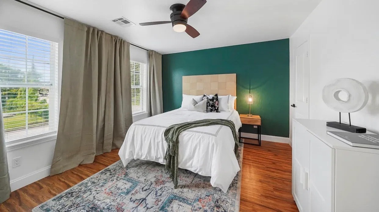 5711 Hardy Street photo 8