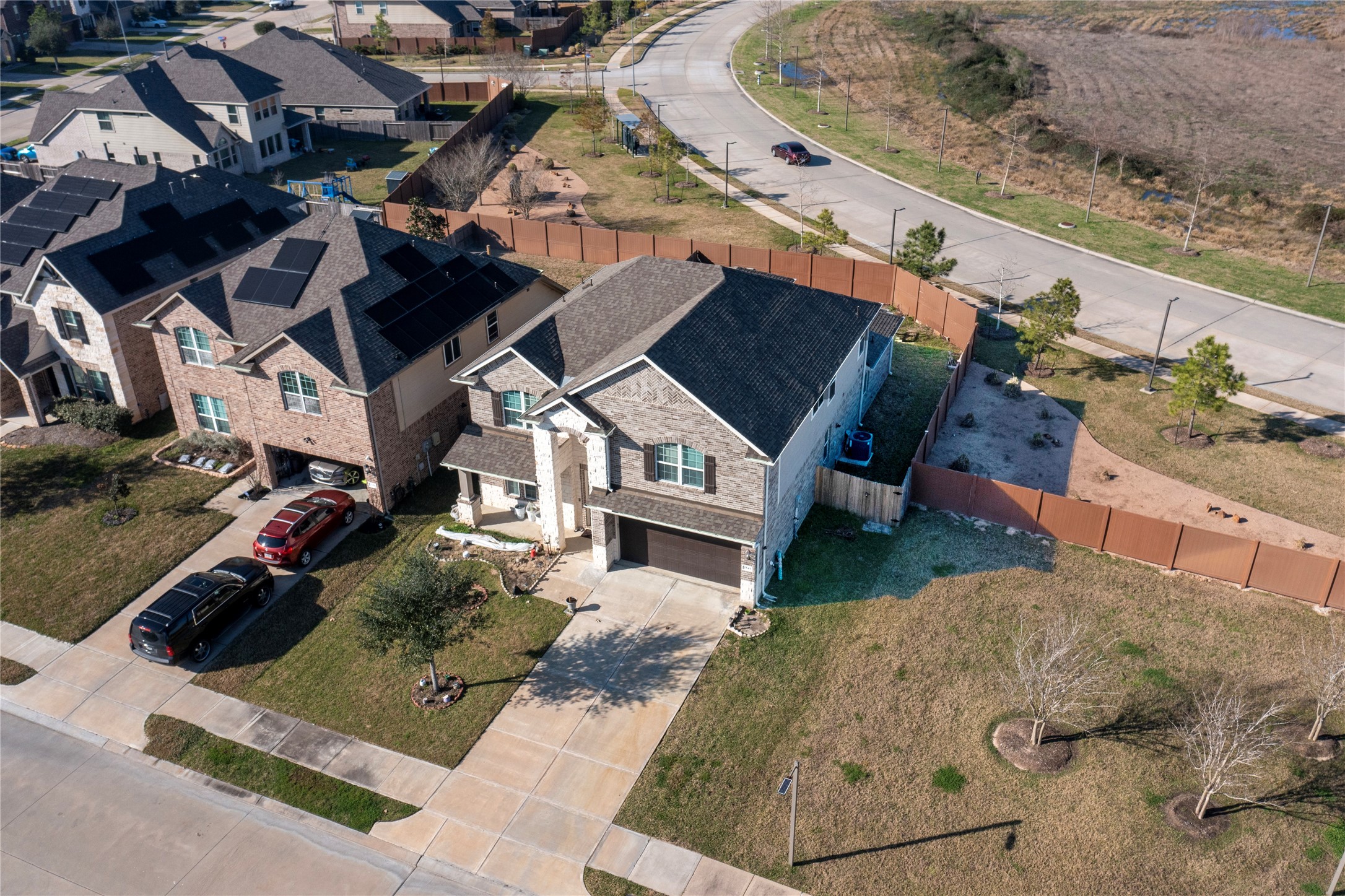 2543 Shelly Lang Court photo 2