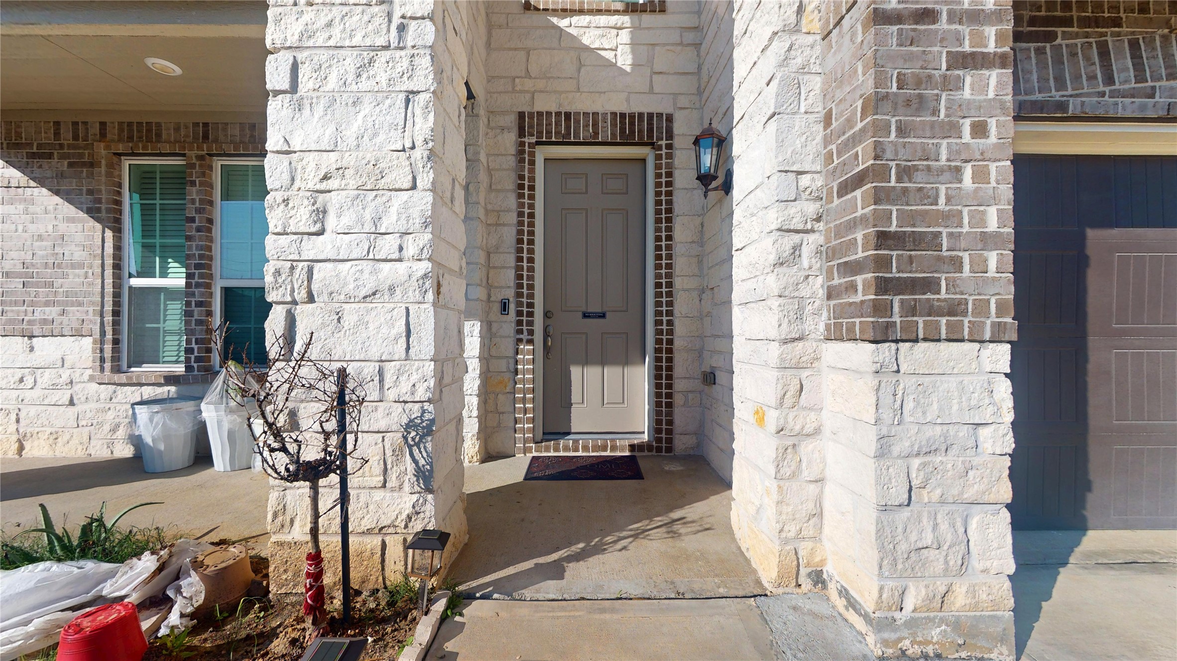 2543 Shelly Lang Court photo 3
