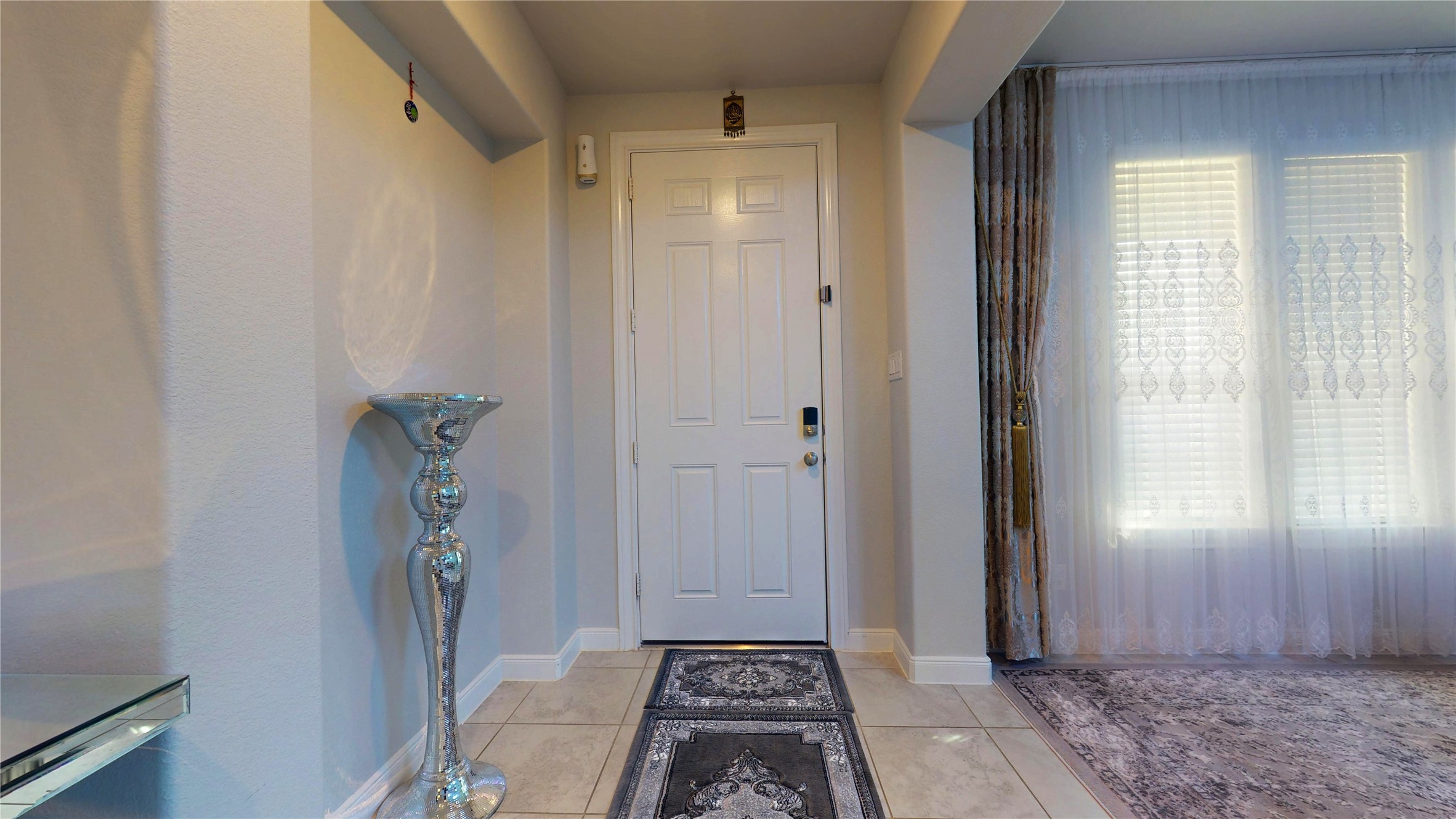 2543 Shelly Lang Court photo 4