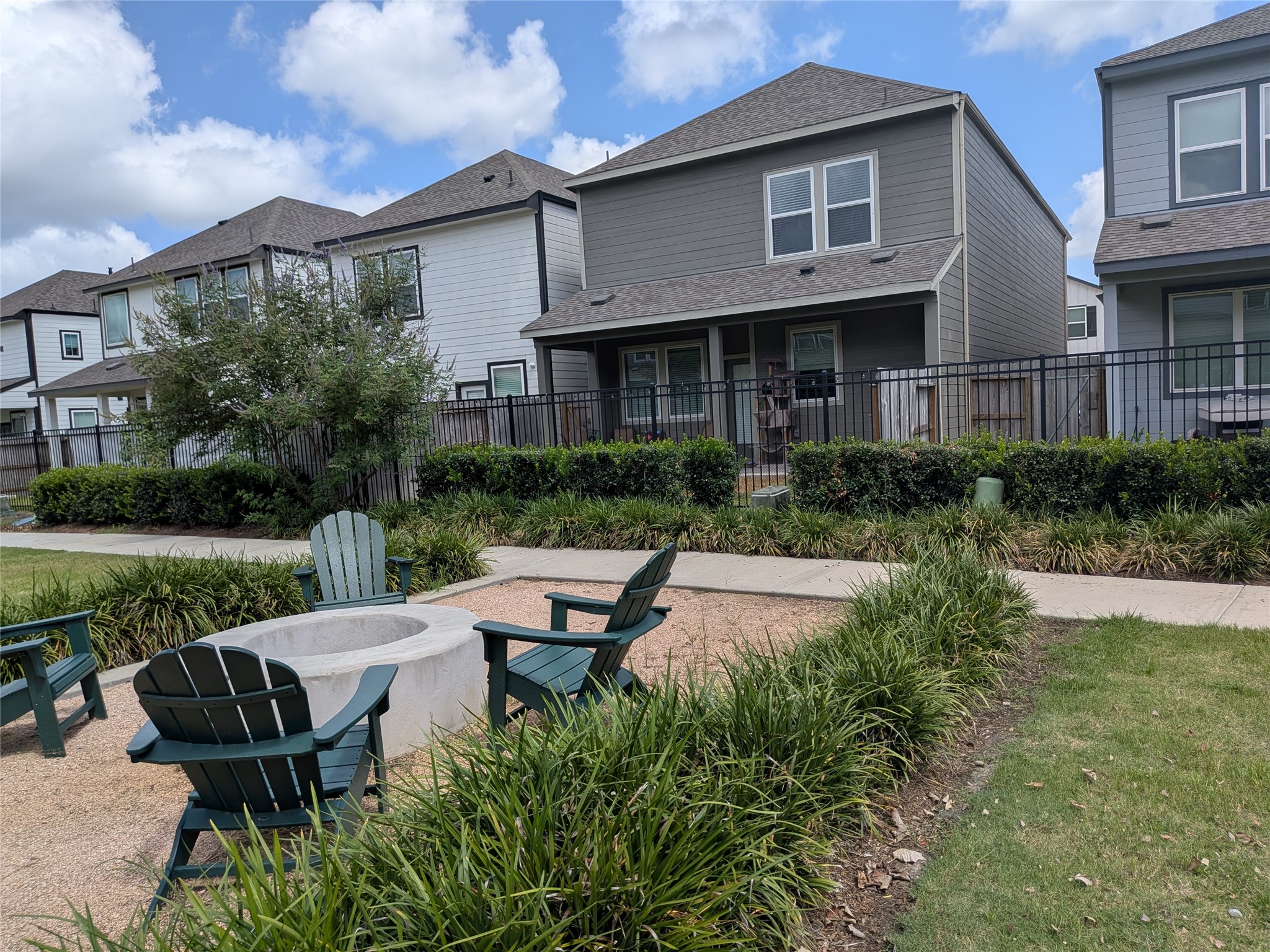 14751 Slow River Avenue photo 32