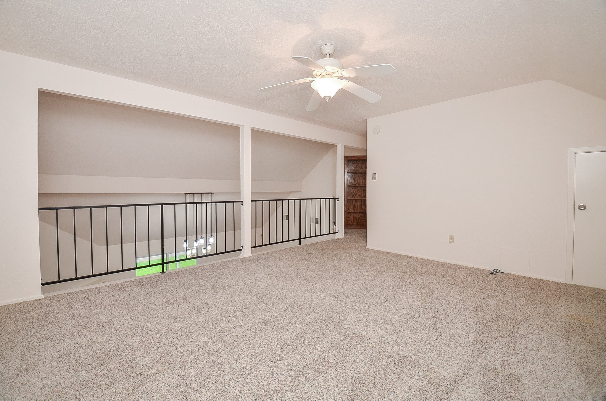 2102 Landcircle Court photo 17